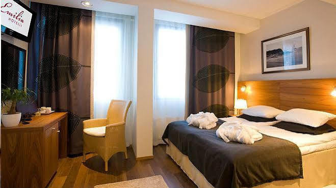 Hotel Emilia Hameenlinna Exterior photo